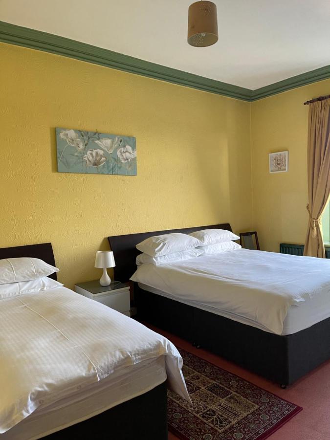 בלקברן Chimneys Guest House מראה חיצוני תמונה