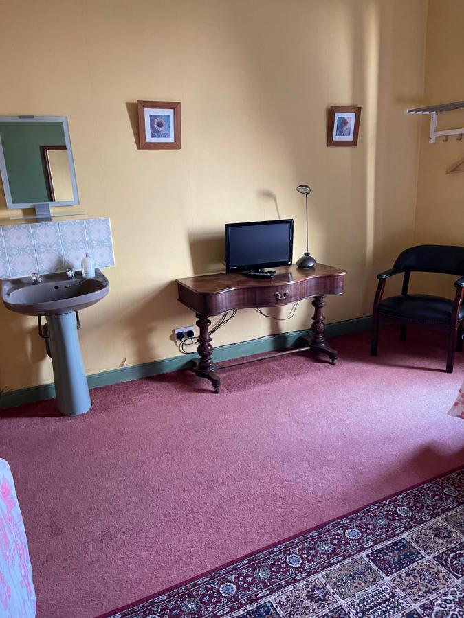 בלקברן Chimneys Guest House מראה חיצוני תמונה