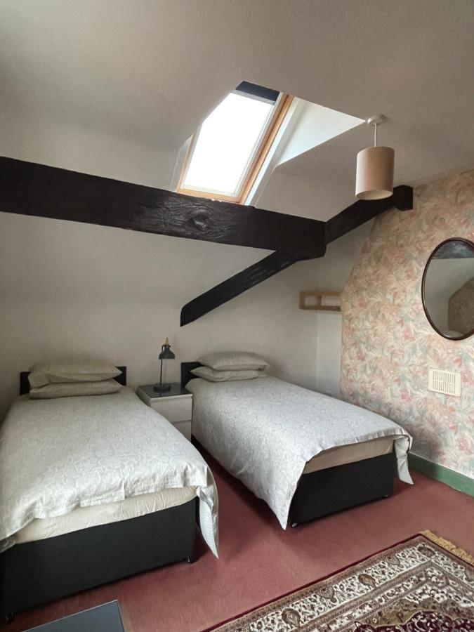 בלקברן Chimneys Guest House מראה חיצוני תמונה