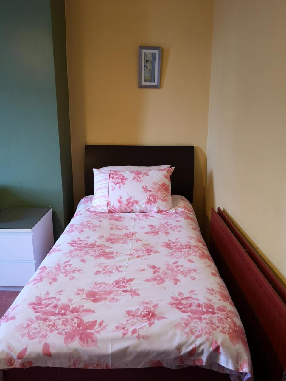 בלקברן Chimneys Guest House מראה חיצוני תמונה